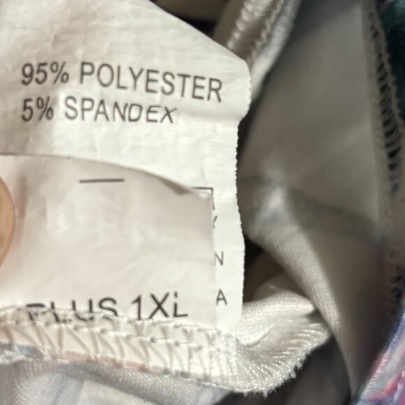 Plus Size 1X Leaf Print Short Sleeve Blouse White Multi-Color - Picture 4 of 4